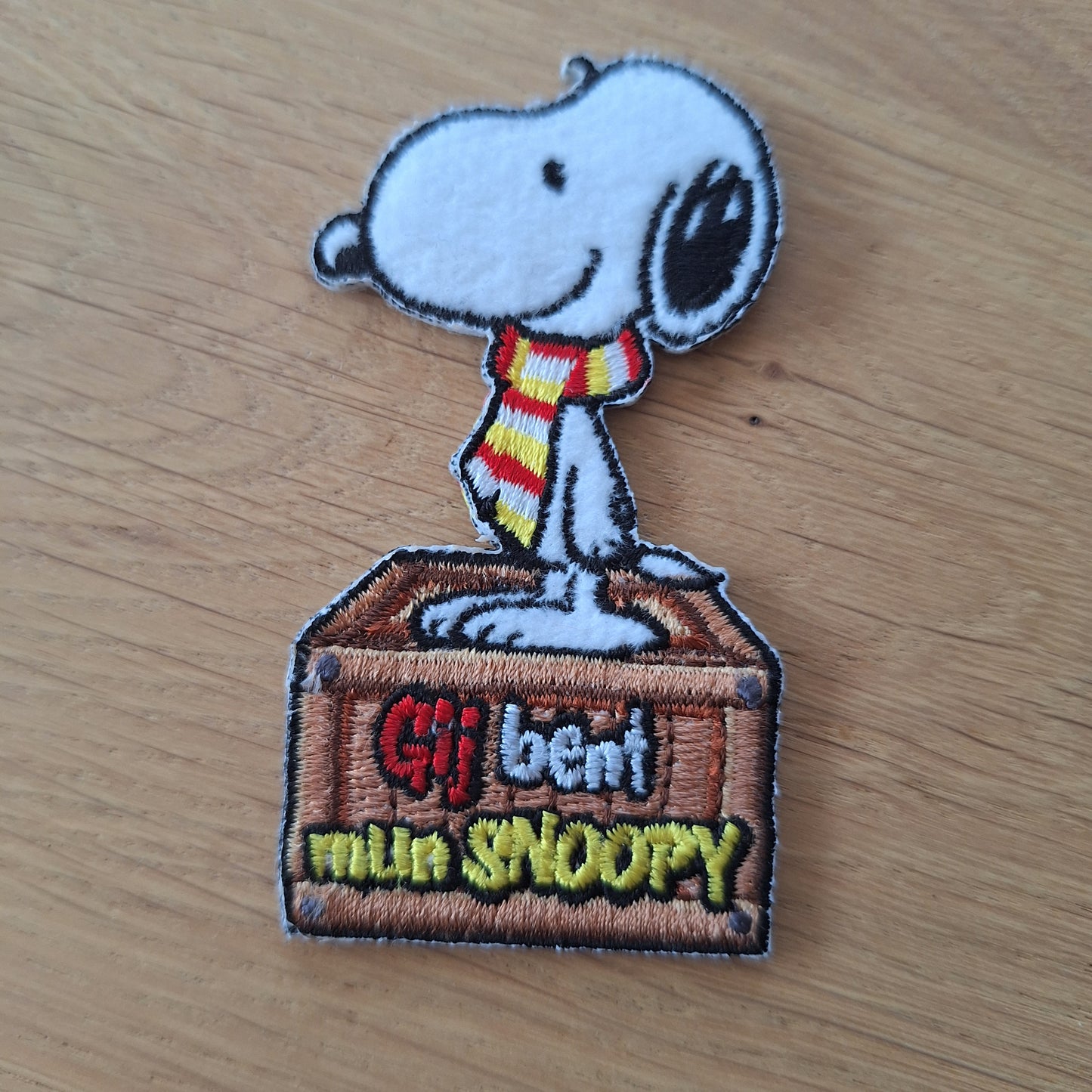 Snoopy carnavalsembleem