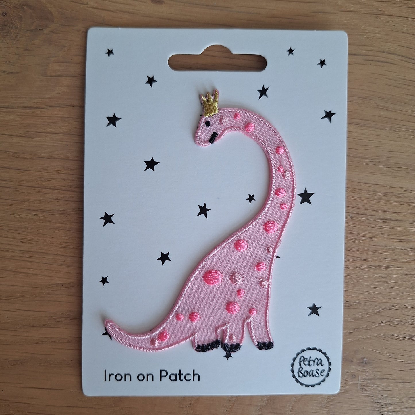 Brachiosaurus strijkembleem - Petra Boase