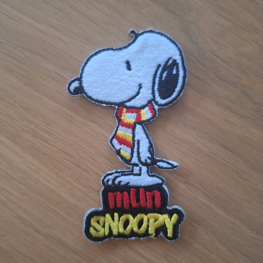 Snoopy oeteldonk carnavalsembleem
